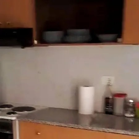 شقة Geni ساراندا